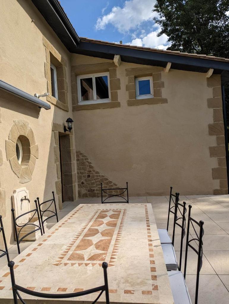 Fermette 200m2 - Grand jardin-Piscine chauffé en pleine nature photo 1