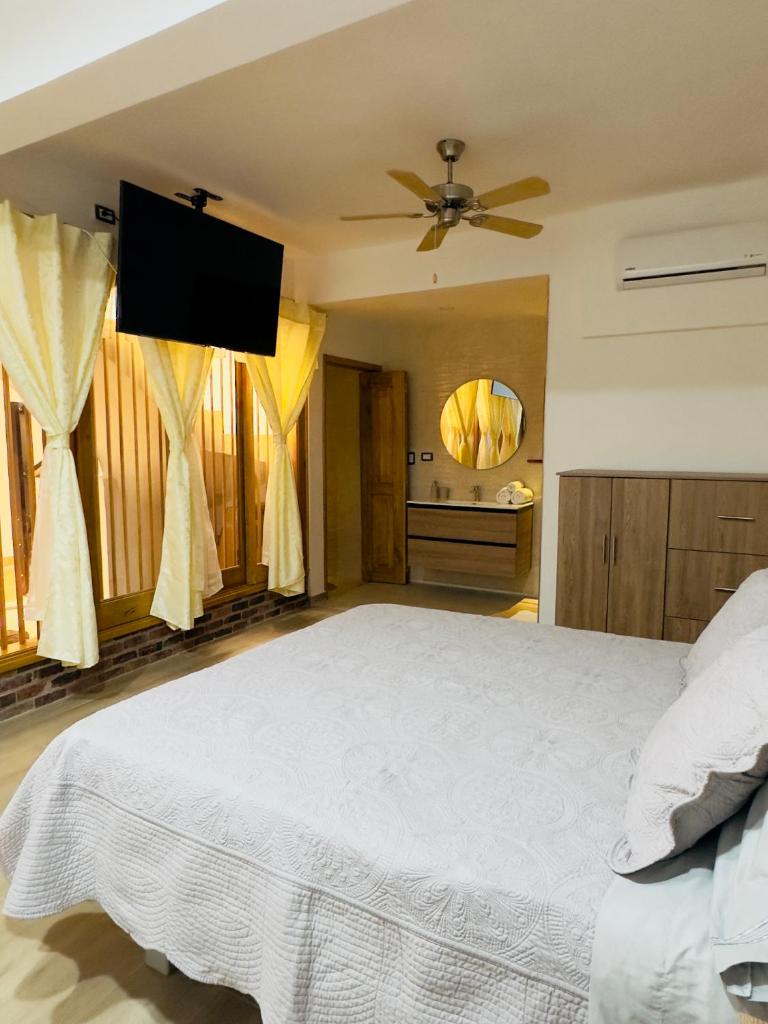 Hotel Paso Realce photo 2