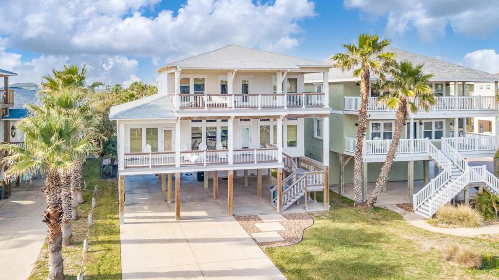 Gone Coastal! Beachfront home across from Boardwalk to the beach! photo 1