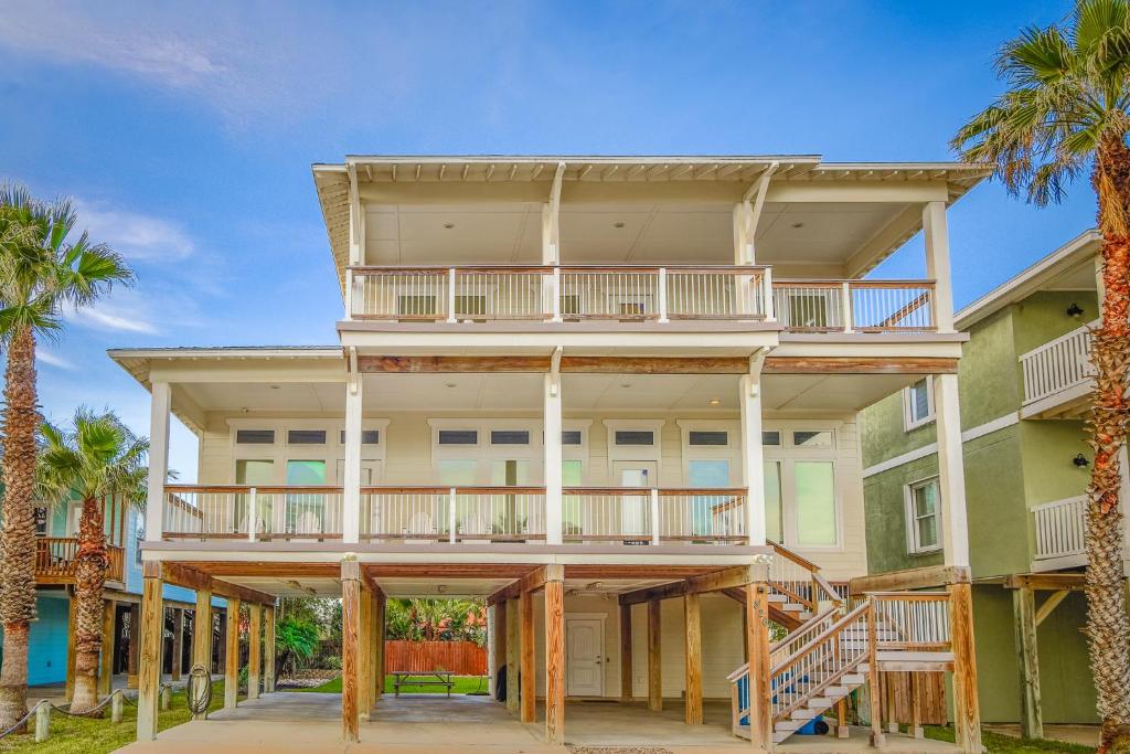 Gone Coastal! Beachfront home across from Boardwalk to the beach! photo 4