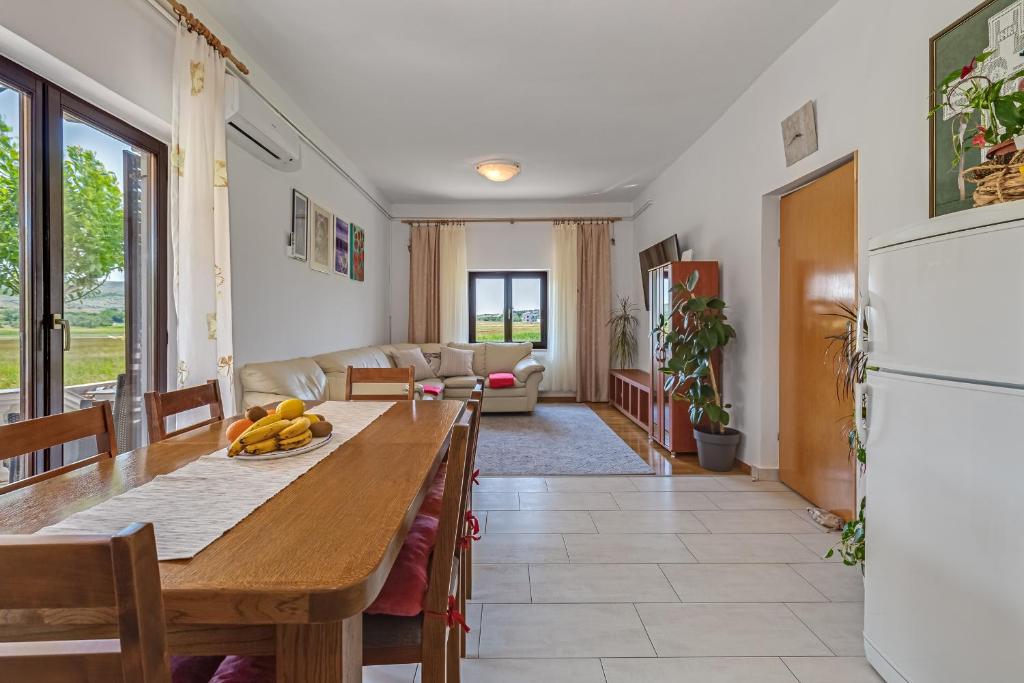 Apartments Anica - Vlašići Island Pag photo 4
