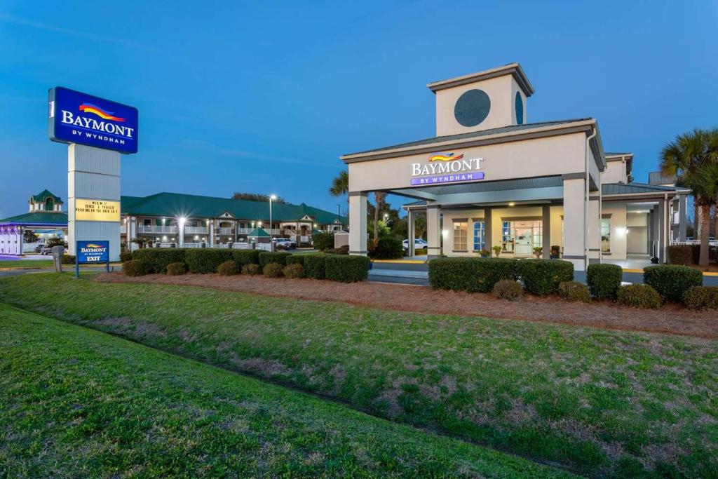 Baymont by Wyndham Marianna image
