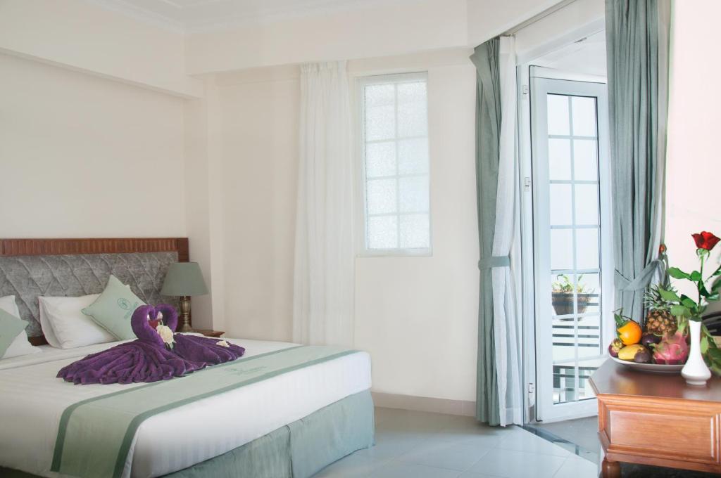 Двухместный (Улучшенный двухместный номер с 1 кроватью), Pavillon Garden Hotel & Spa
