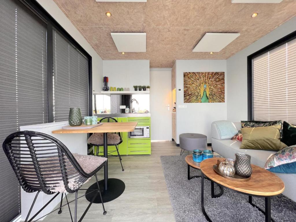 Jopies Houseboat photo 2