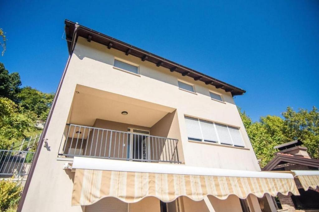 Holiday house with a parking space Samobor, Prigorje - 21340 photo 1