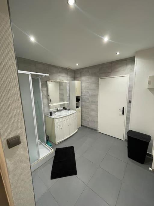 Appartement Meublé /Équipé/ Neuf photo 2