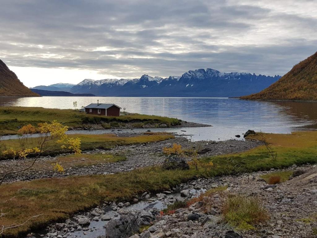 Holiday home Reinfjord photo 2