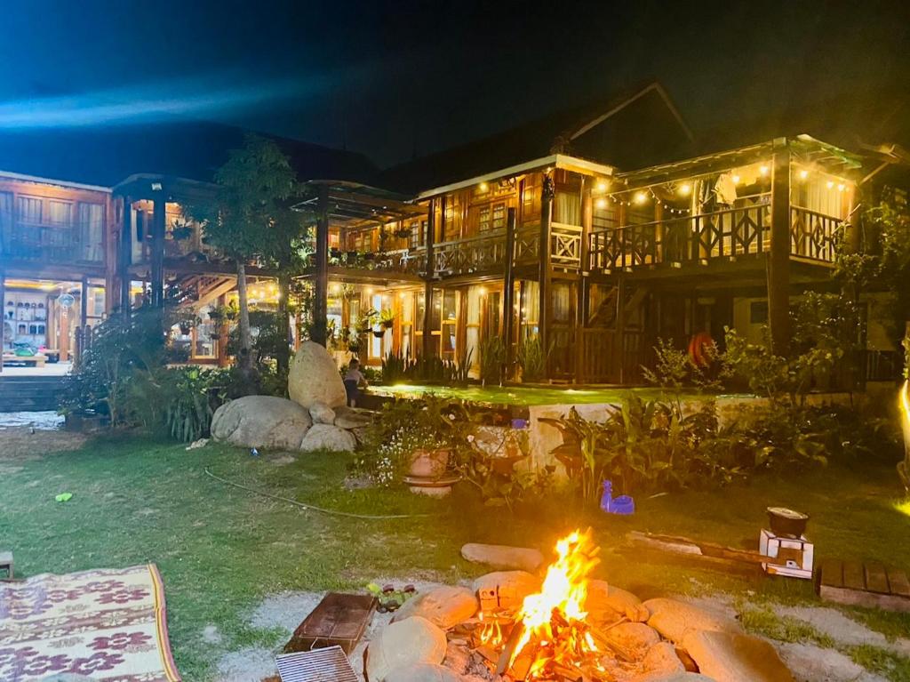 Wooden House Đại Lải Homestay