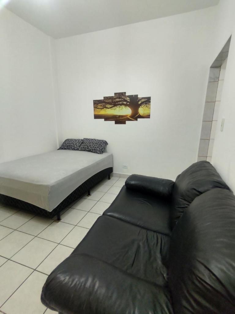 Apto - São Vicente - Próximo da Praia e do Shopping