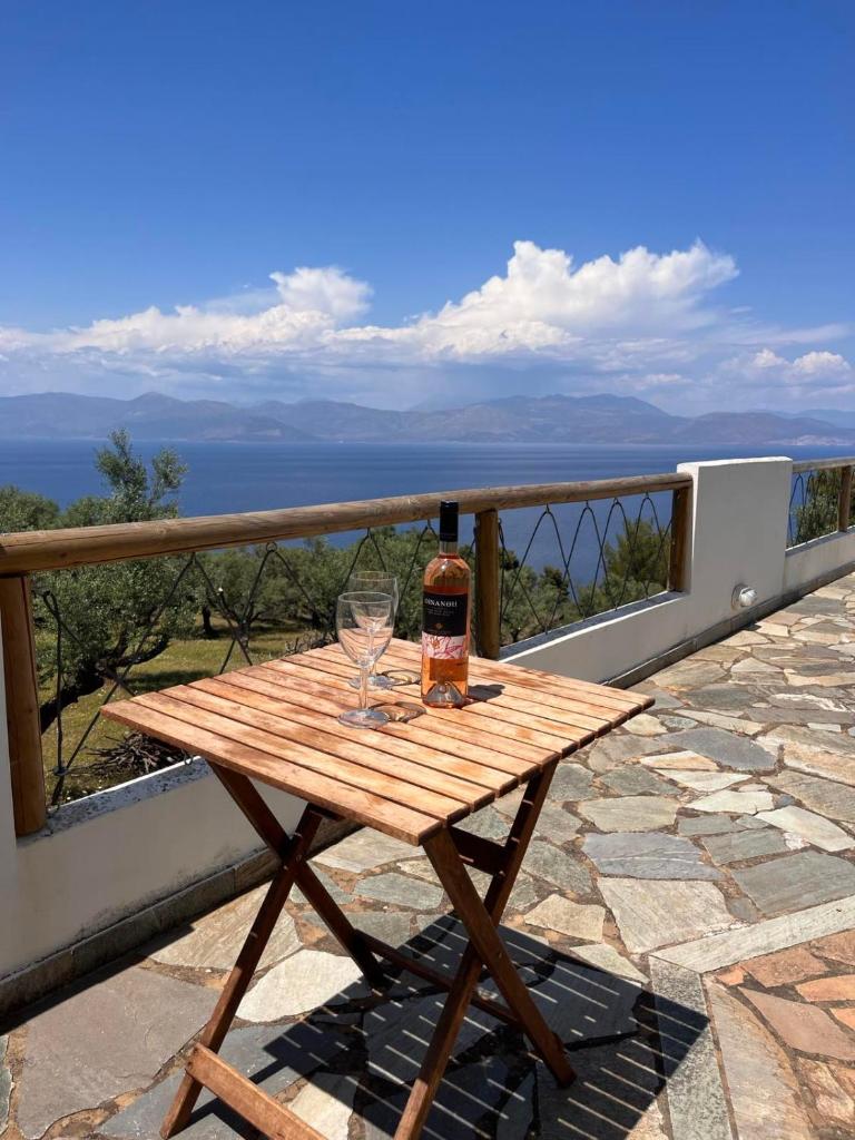 Tranquility Mountain & Sea View Koudoura House photo 1