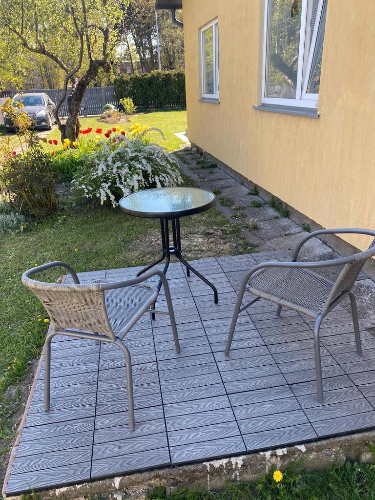 Cozy family house photo 3