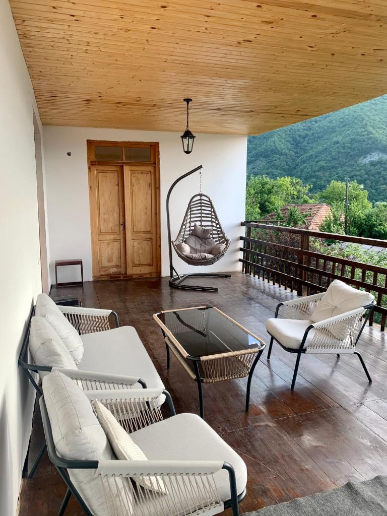 Panorama ananuri guest house photo 1