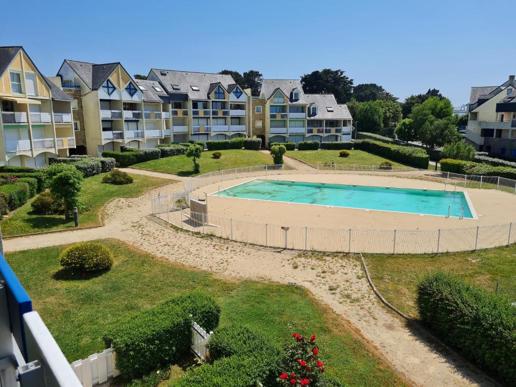 Ref 117 - Appartement duplex pour cinq personnes vue port Crouesty avec piscine