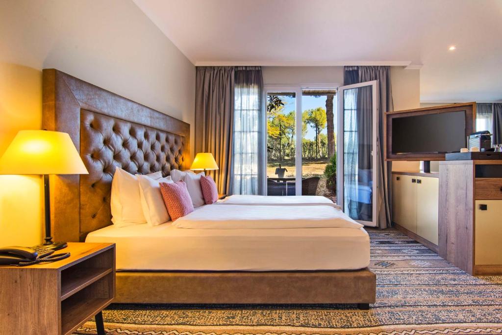 Lindner Hotel Mallorca Portals Nous, part of JdV by Hyatt photo 1