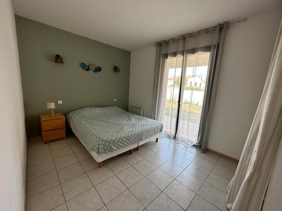 Maison à deux pas des plages avec jardin, terrasses et spa. photo 4