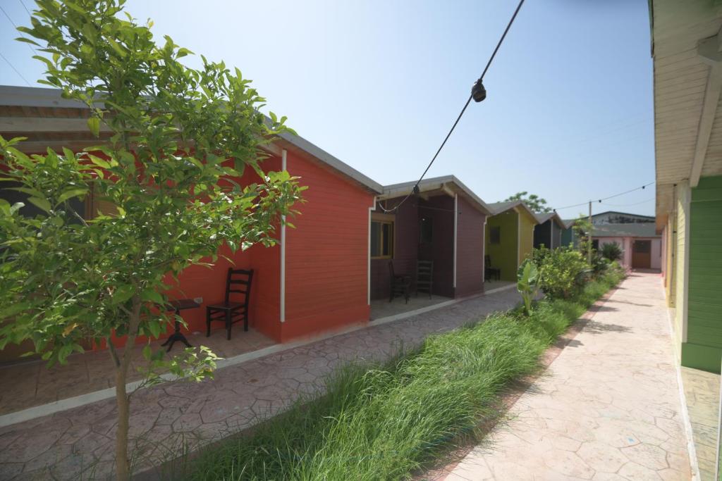 MIQT Beach - Bungalows photo 1