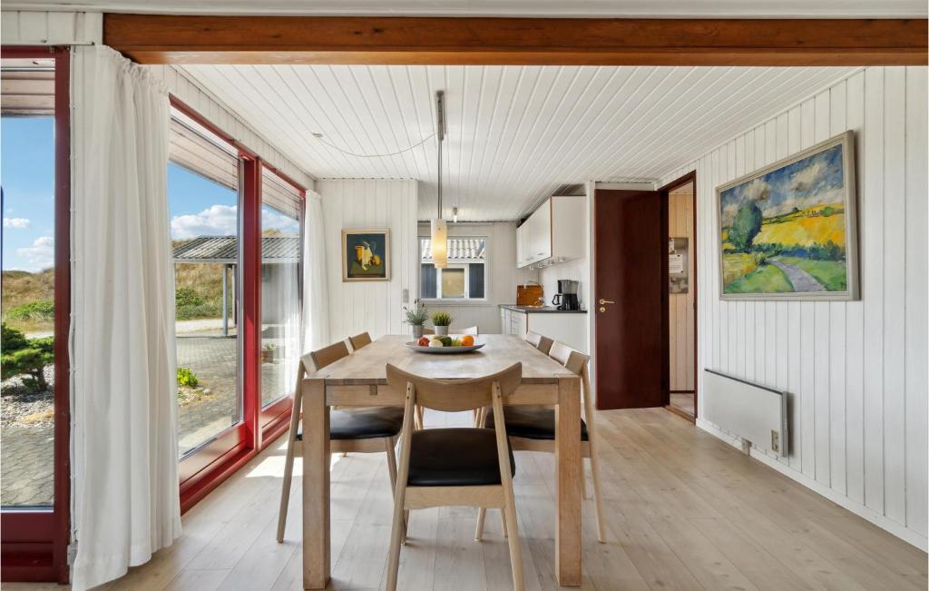 Nice Home In Hvide Sande With 4 Bedrooms, Sauna And Wifi photo 2