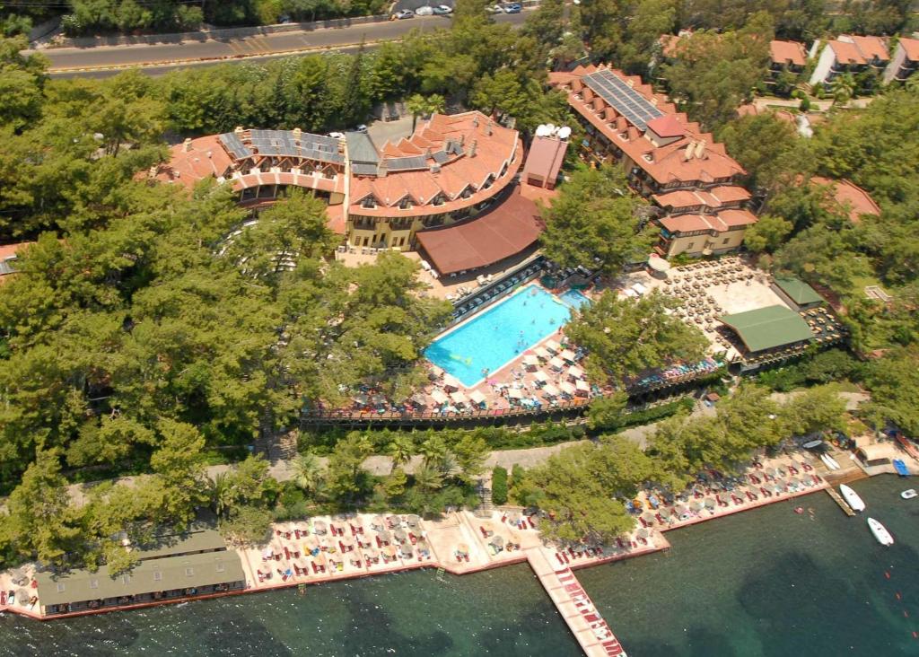 Marmaris Park Hotel - Tap to explore photos