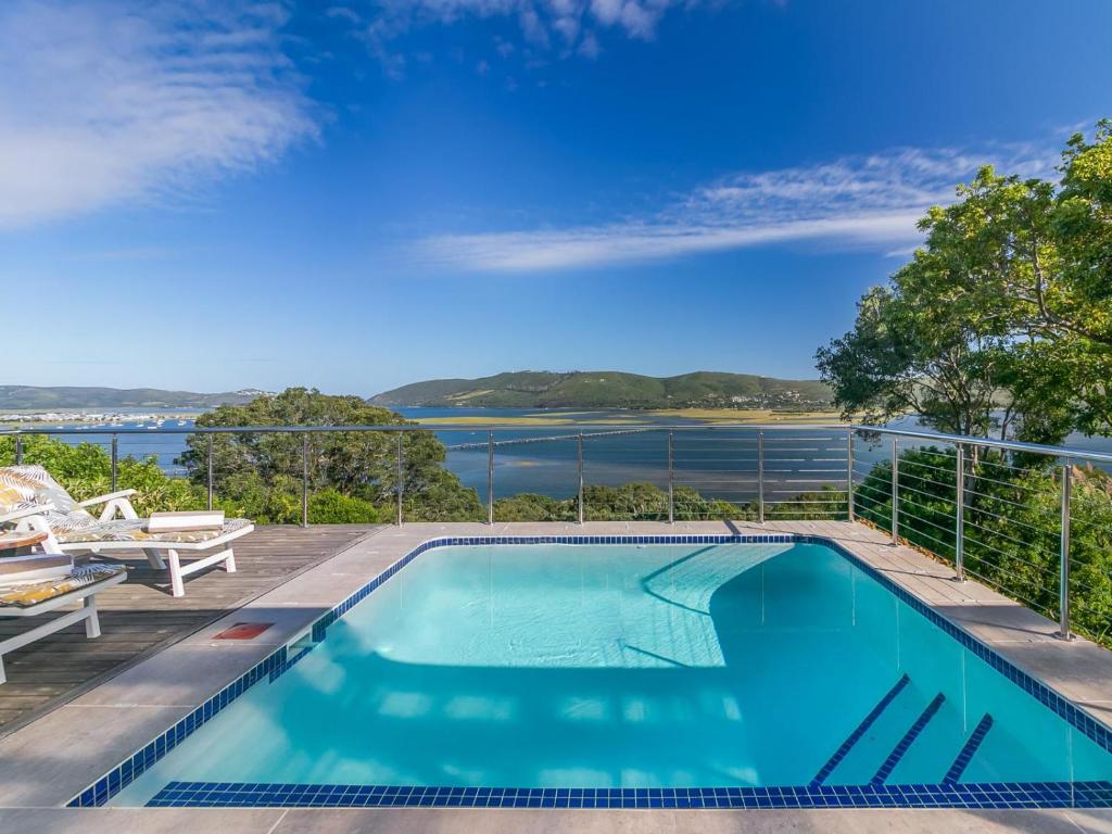 Stunning Villa with pool and views of Knysna