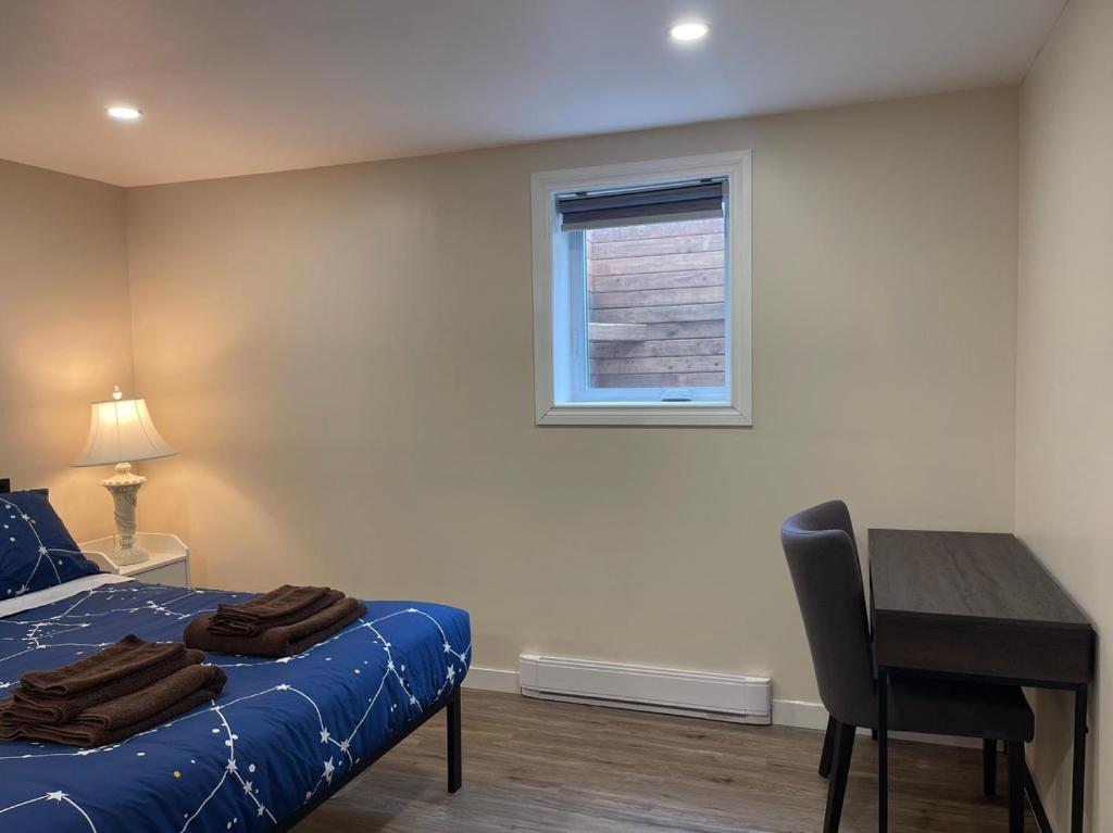 Katie entire basement 3 bedrooms photo 3