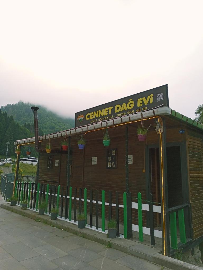 CENNET DAĞ EVİ