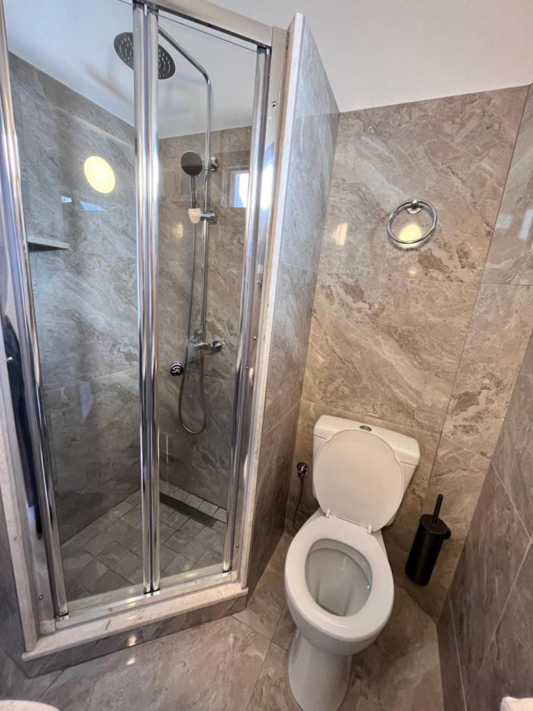 Aphrodite Hotel photo 4