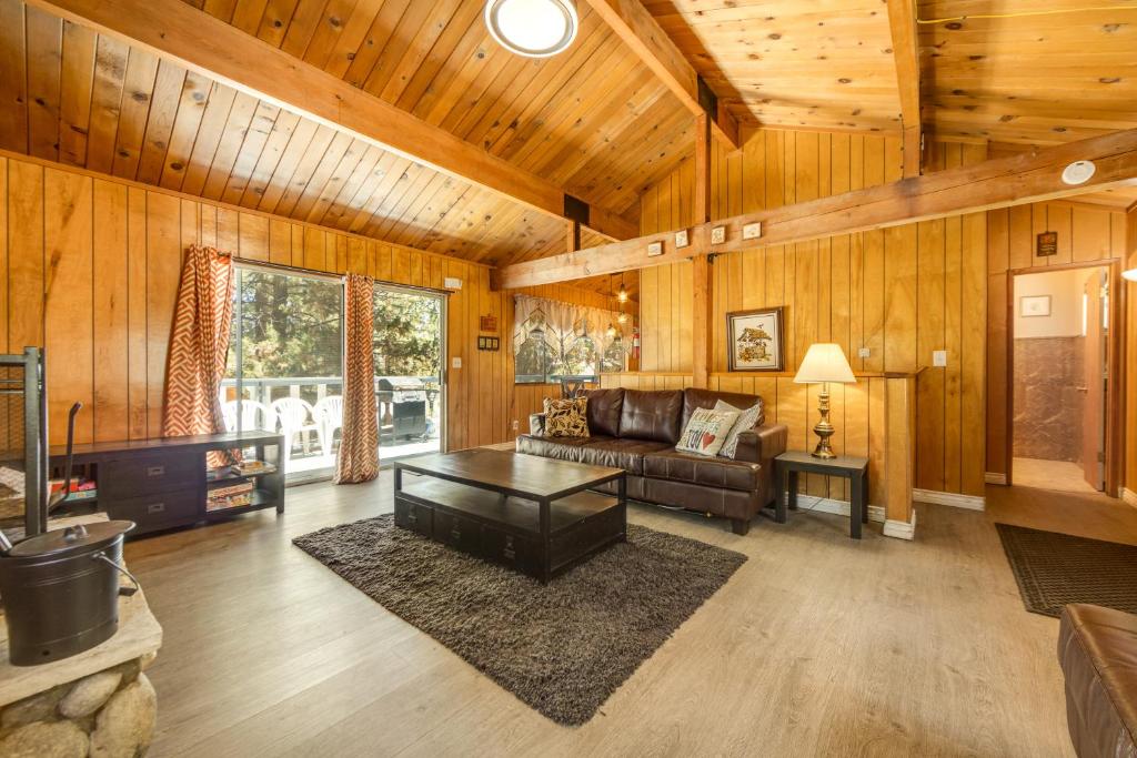 Alpine Hideaway photo 2