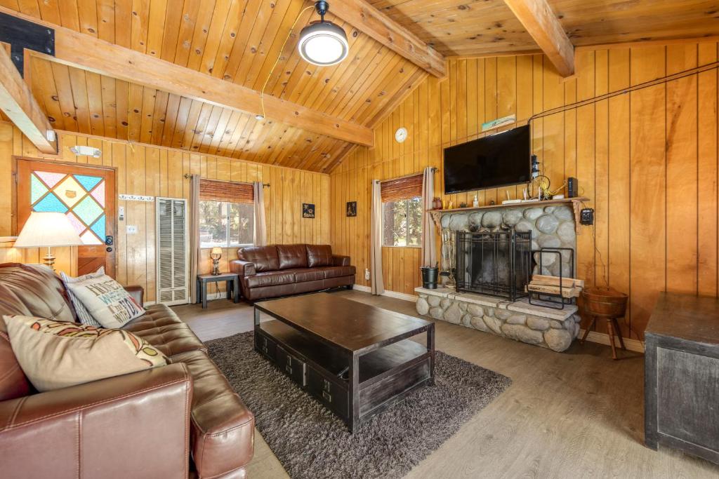 Alpine Hideaway photo 3