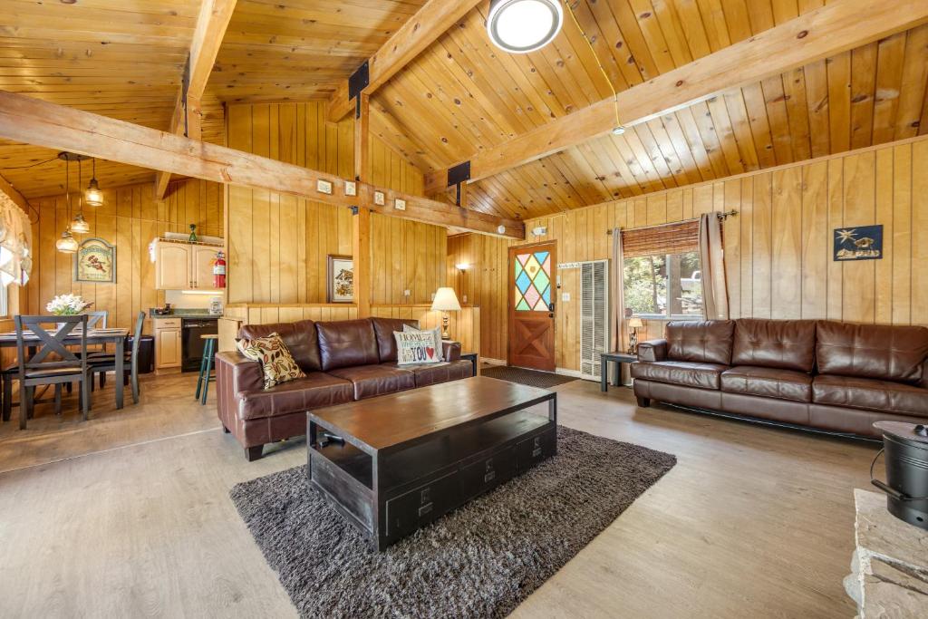 Alpine Hideaway photo 4