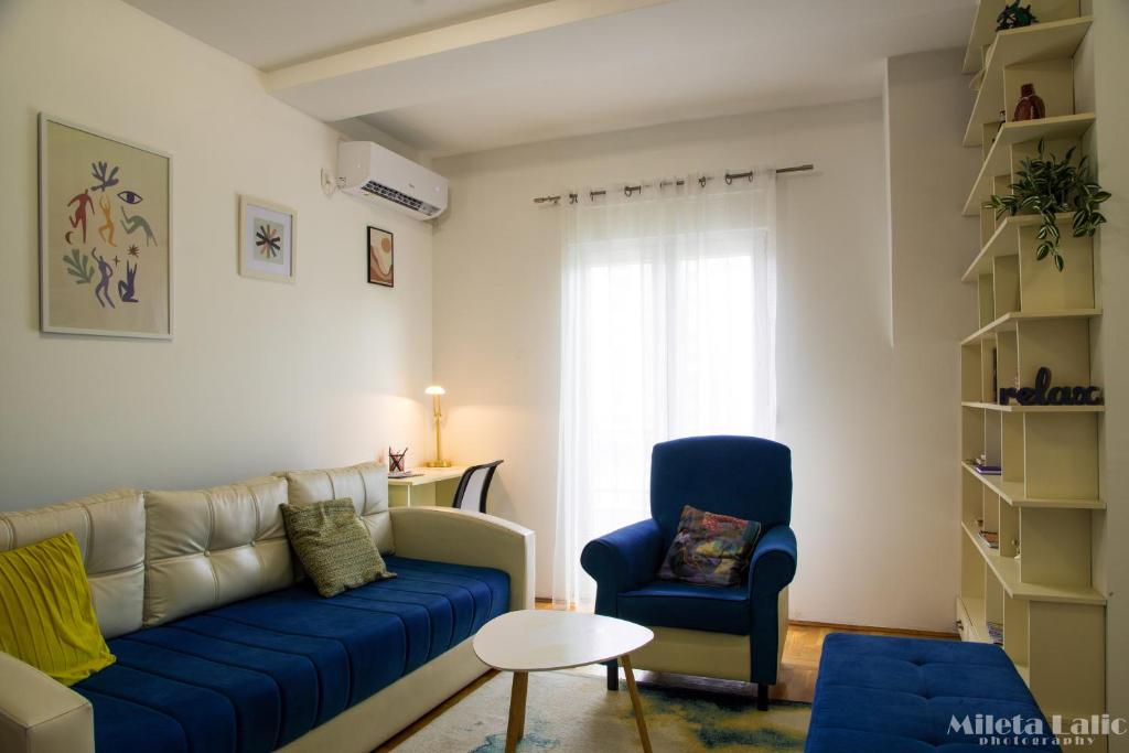 Sunny 412 apartment photo 1