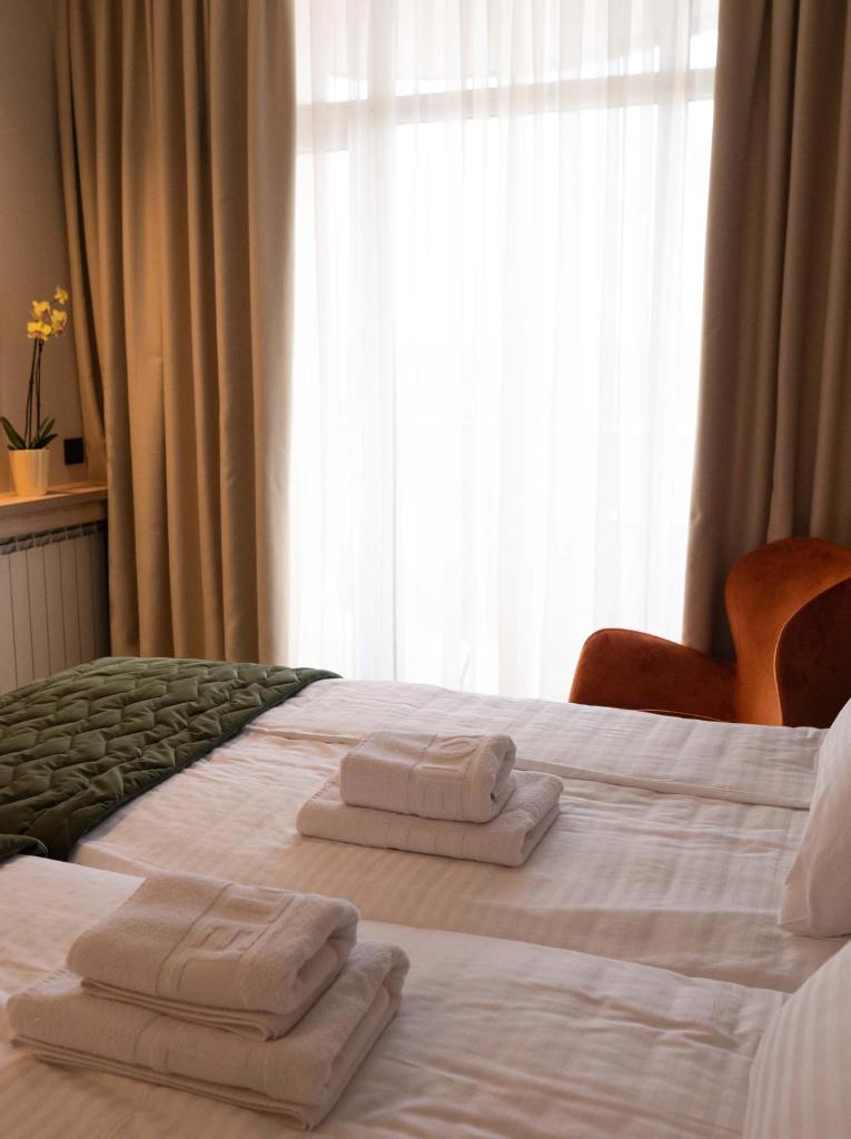 HOTEL GRACIAN photo 4