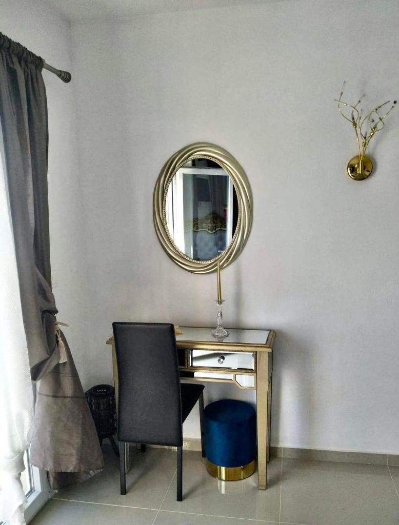 Pearl Boutique Suite photo 1