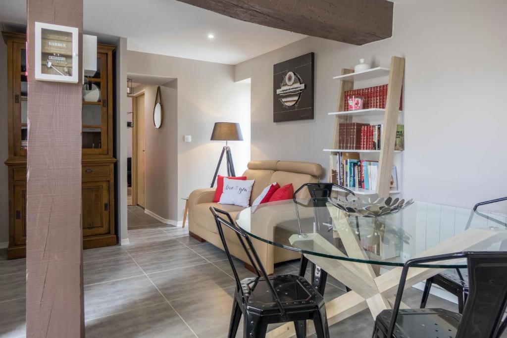 Le Dionysien *** (petite maison avec terrasse) photo 1