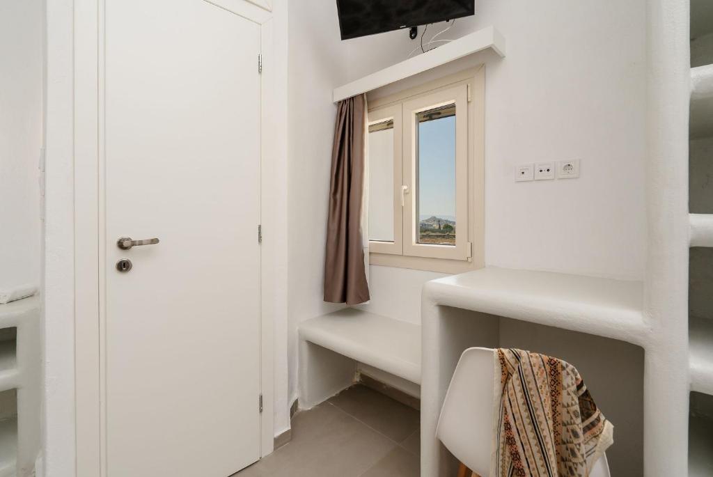 Bee Naxian House photo 4