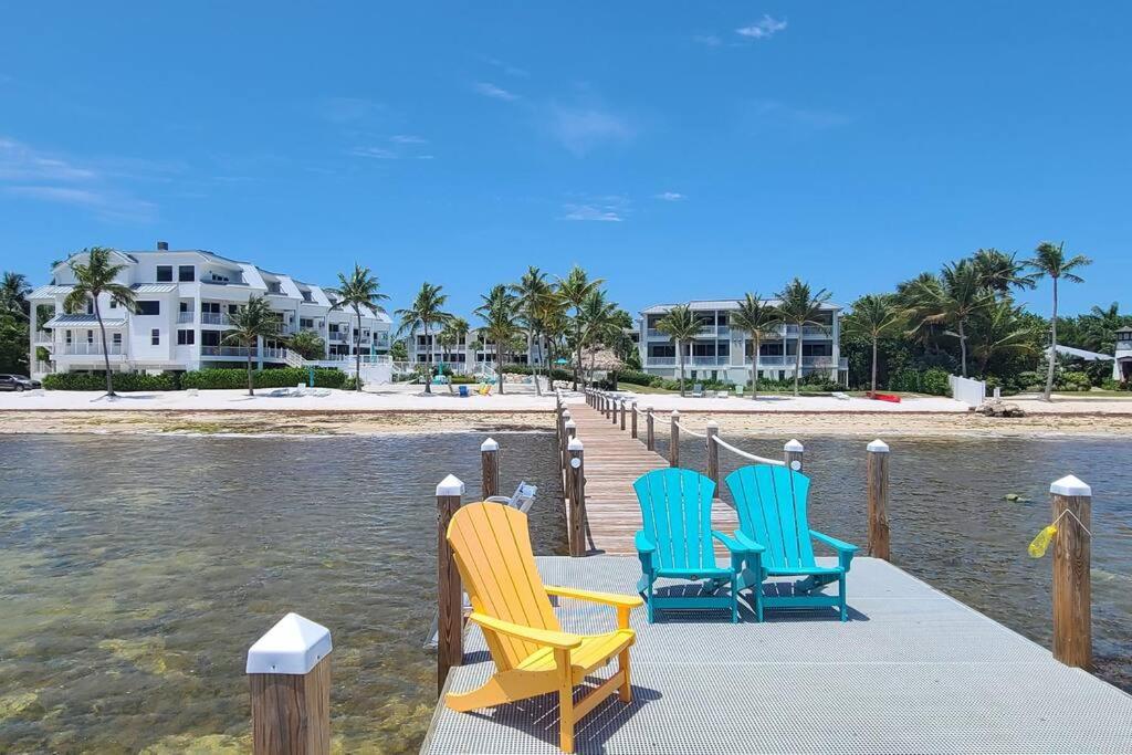 Islamorada Modern Penthouse with Private Beach photo 3