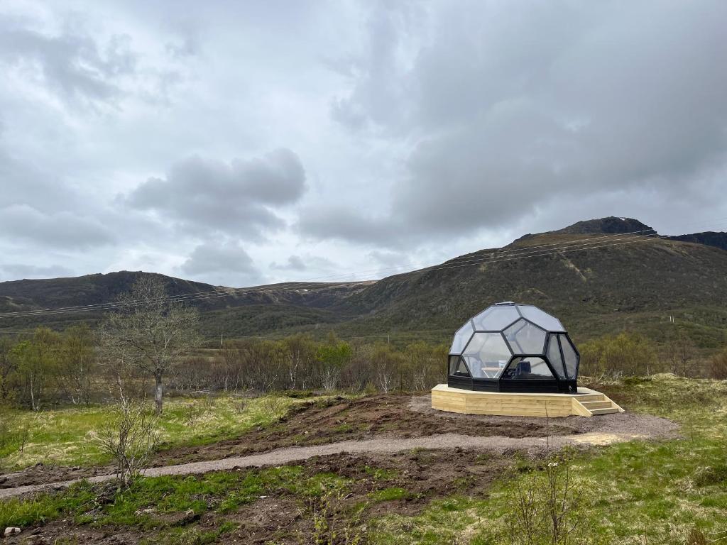Bestefarhaugen - The cozy house on the hill - with a dome photo 2