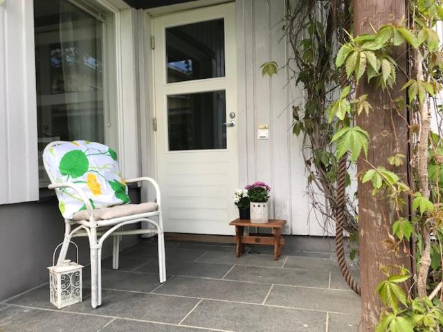 Kotoisa Parkkipaikallinen Kaksio Kangasalan Keskustassa photo 2