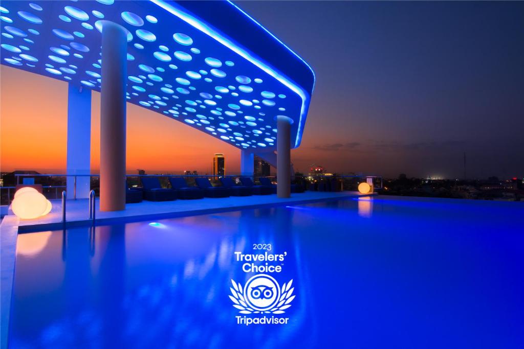 SUN & MOON, Urban Hotel