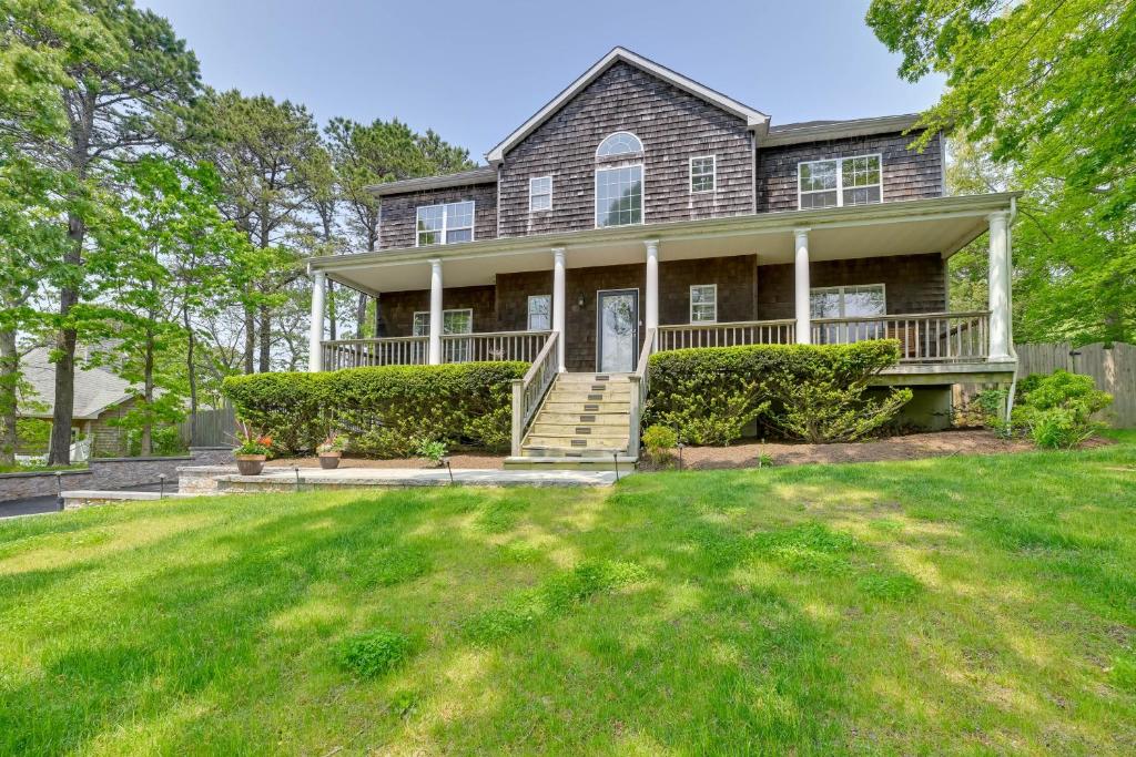 Pet-Friendly Southampton Paradise with Pool! photo 1