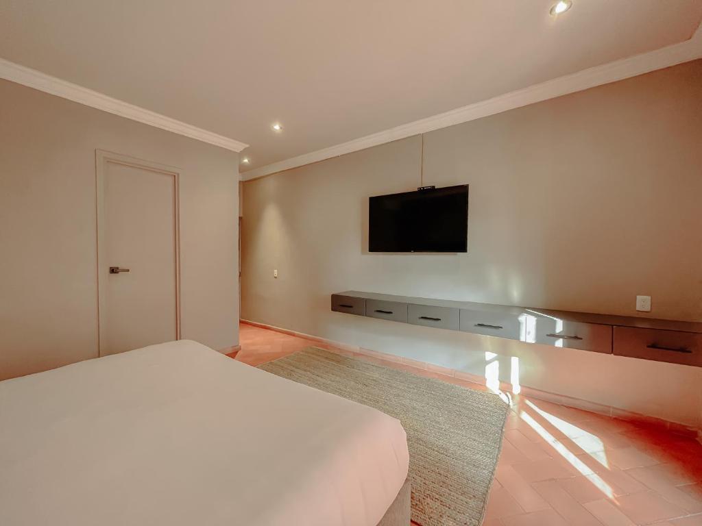 Mikaella Hotel photo 2