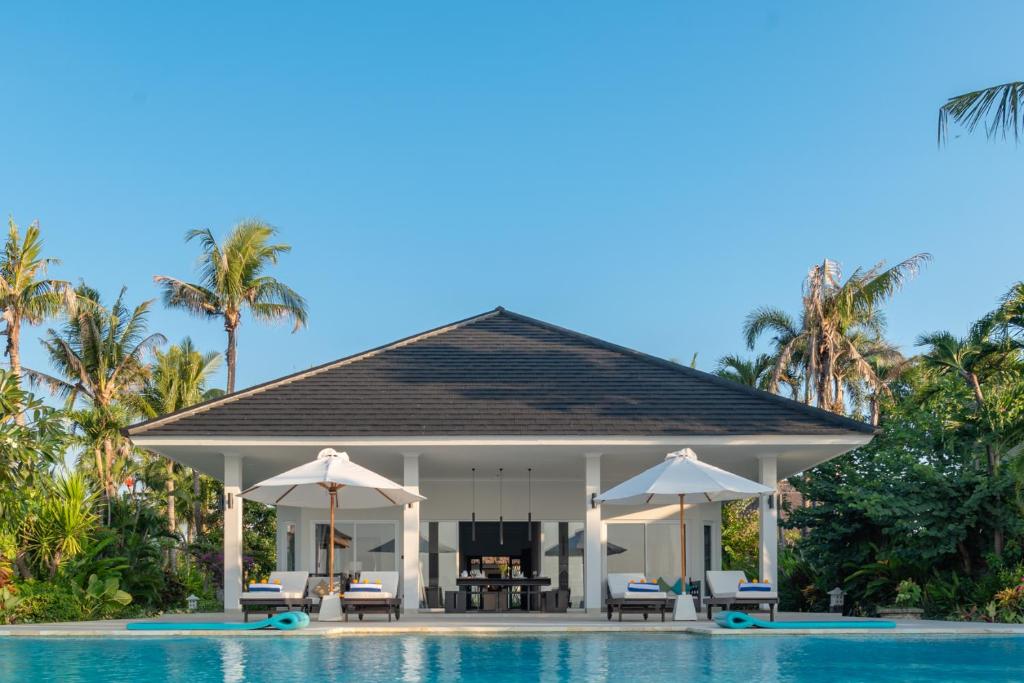 Villa Akasa Segara - The Ocean Feels Like Home photo 4