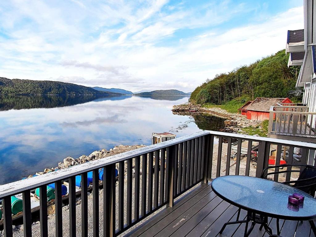 Holiday home VATNE
