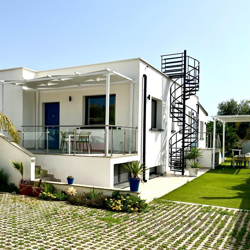 Rosalia Homestay - Levante Apartment photo 3