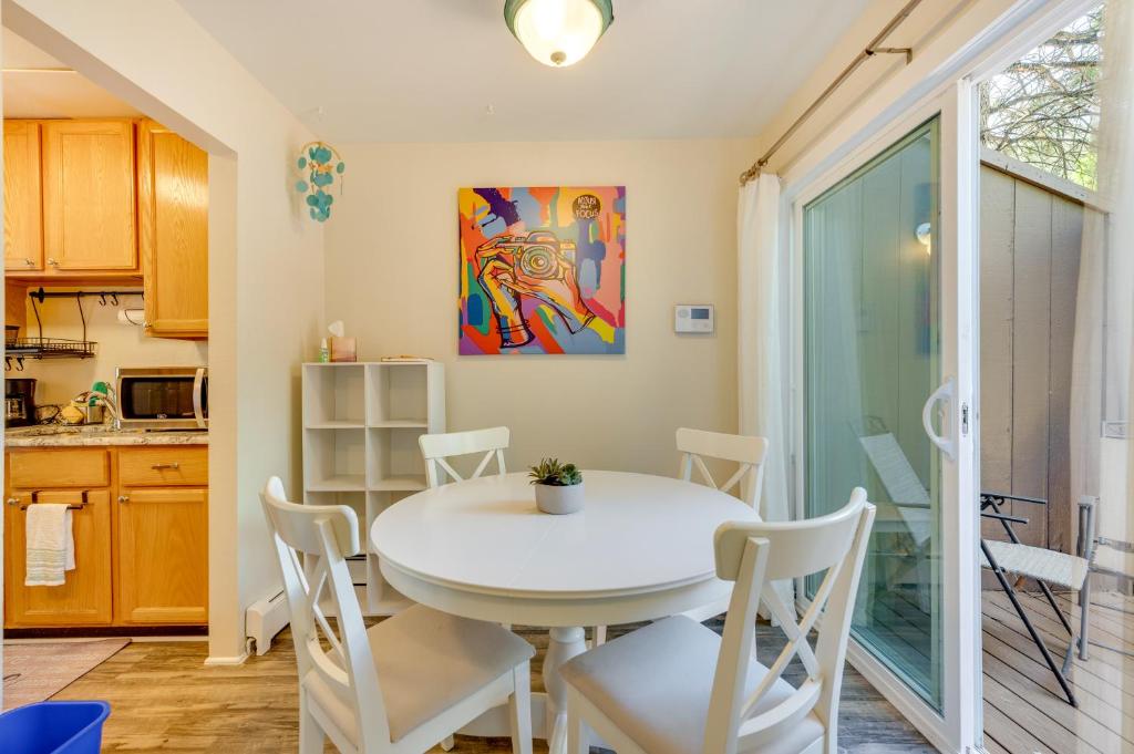 Beautiful Boulder Townhome Walk to CU and Pearl St! photo 1