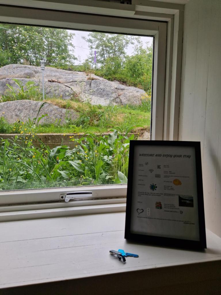 Your place to stay in Lofoten at our family house! photo 2