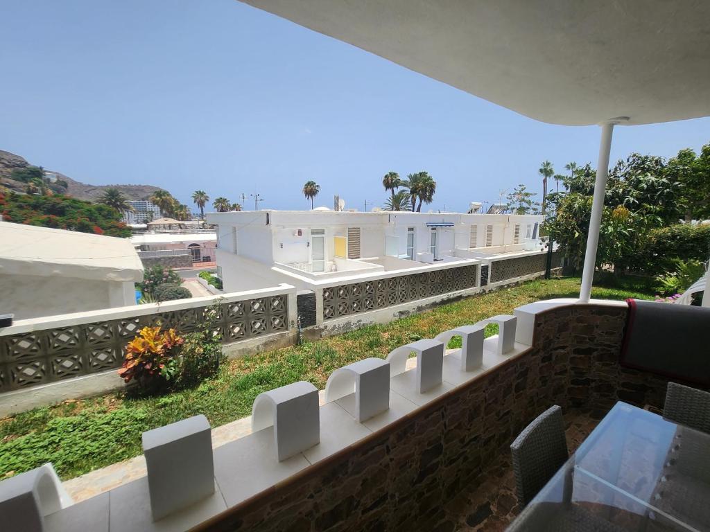 Modern ground floor apartment , a few steps from the beach photo 1