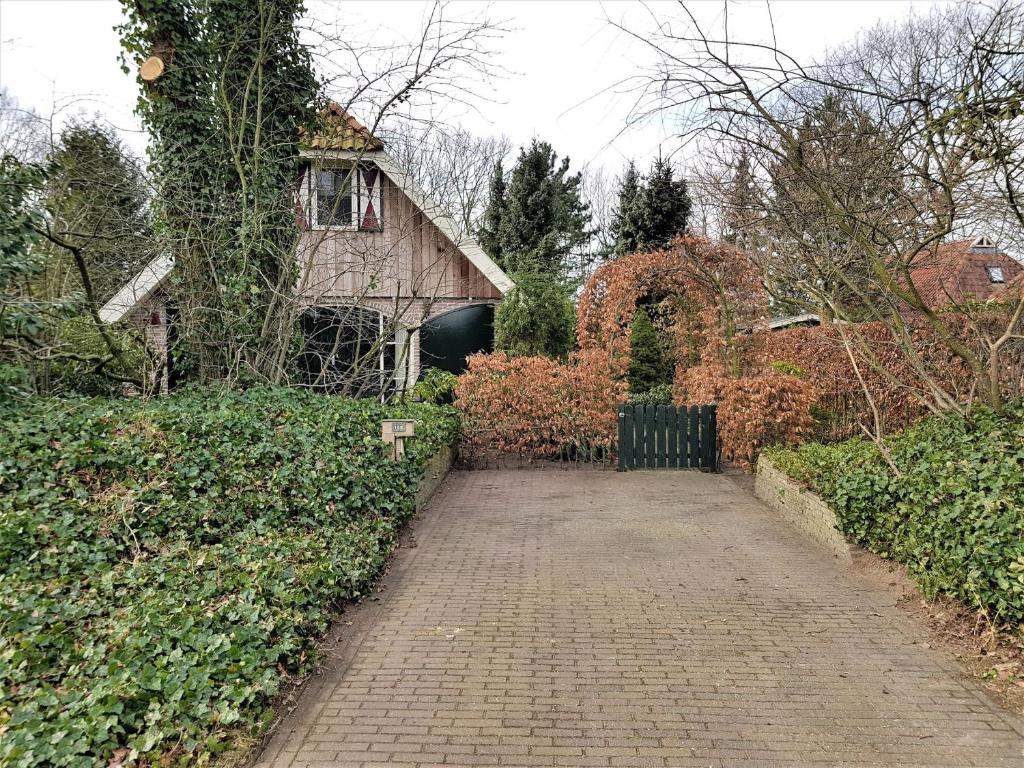 Mooie 6 persoons vakantieboerderij in de Achterhoek photo 2