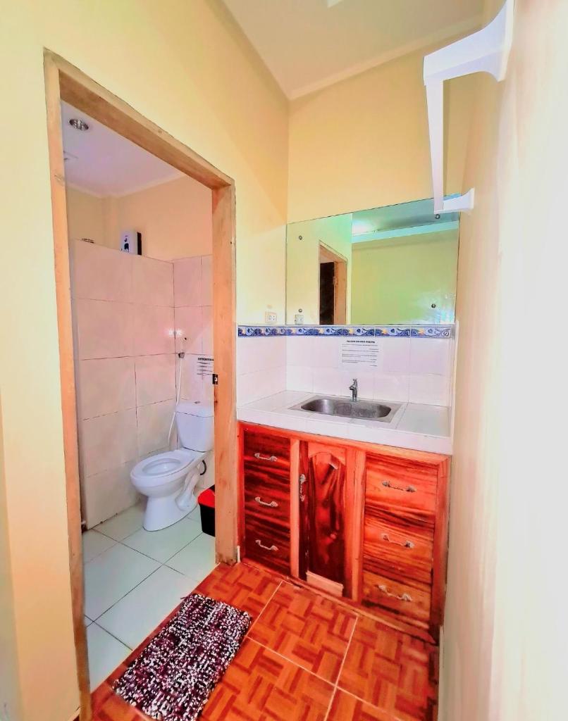 La-Familia Guest House photo 2