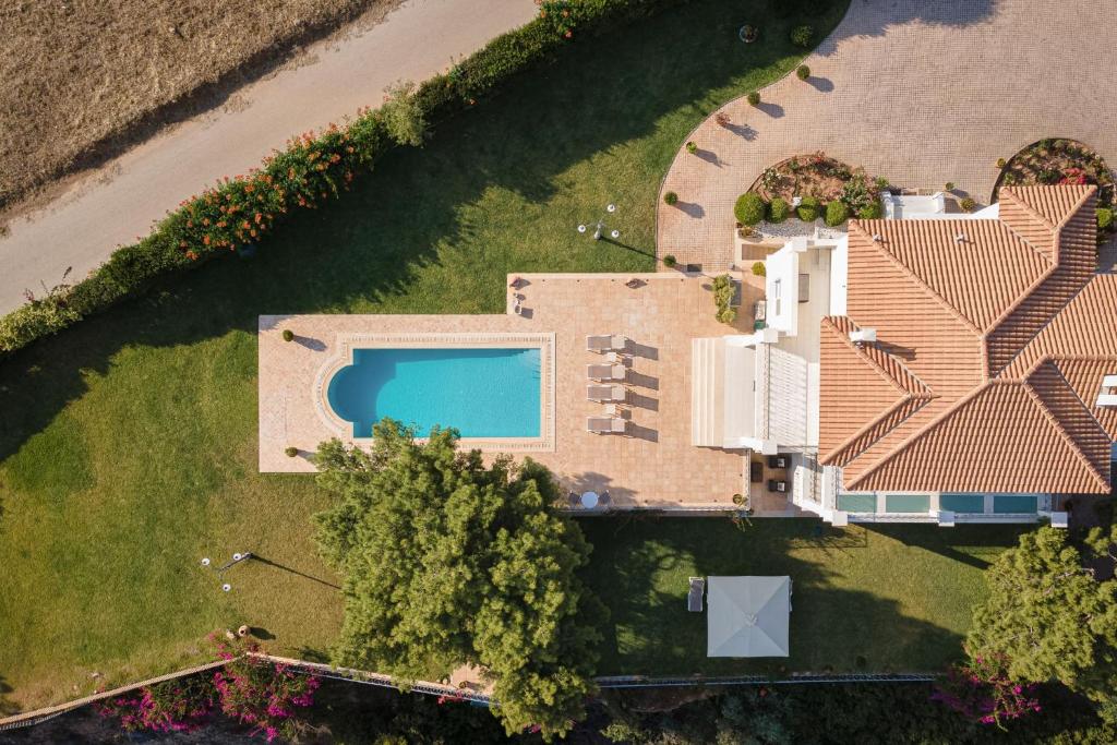 Villa Fantasia Isthmia photo 3