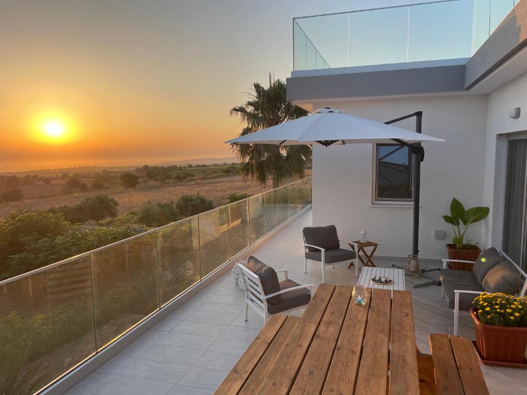 Villa Phos photo 2